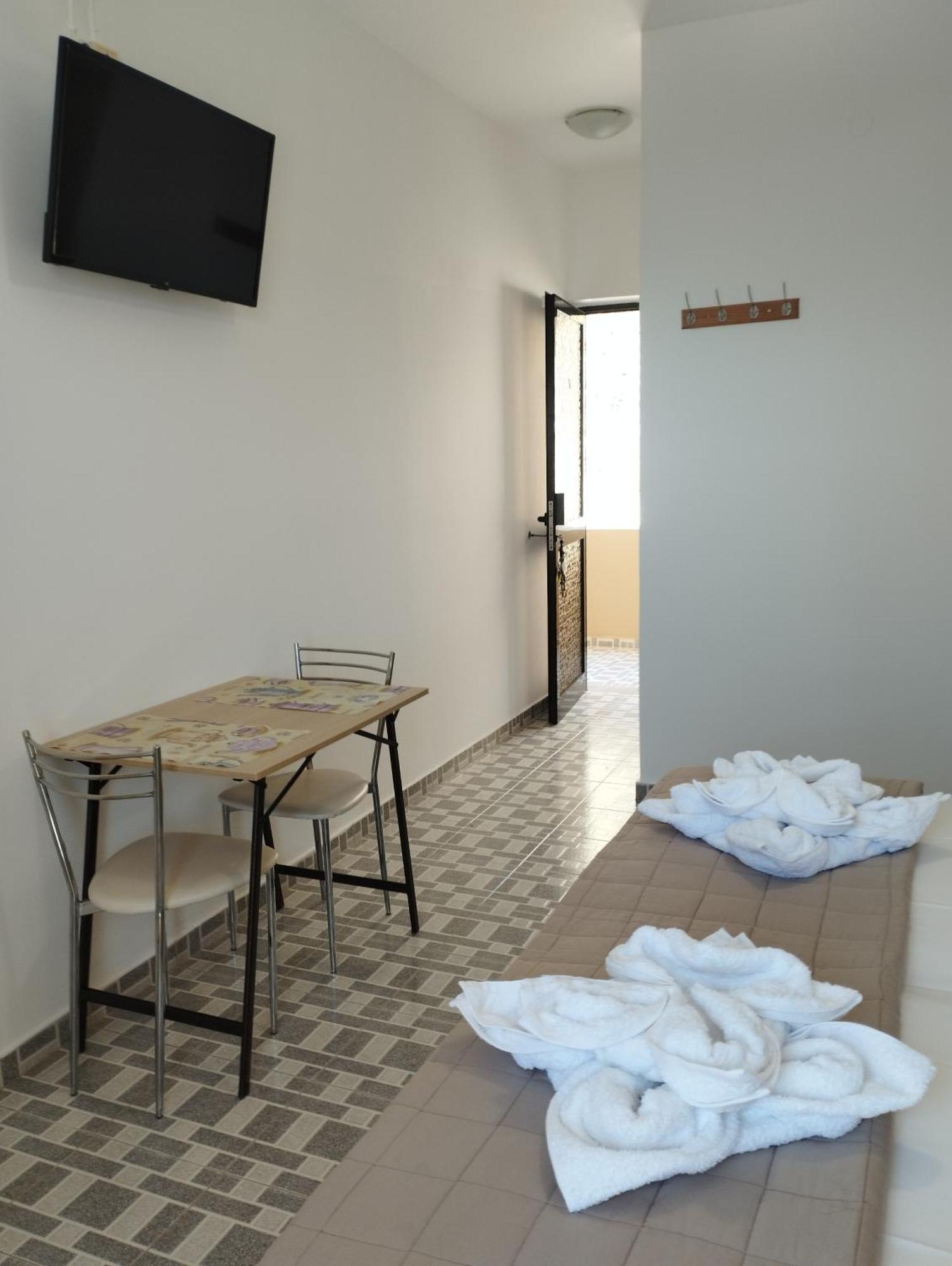 Soula & Apartment Palaiochora